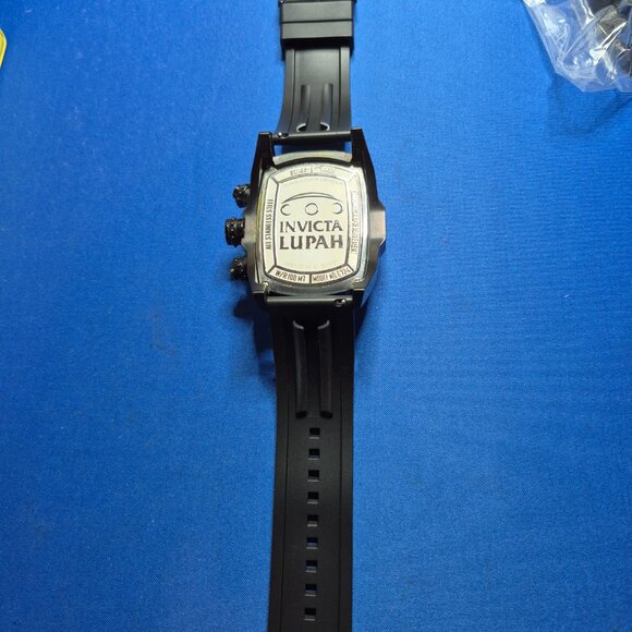 Invicta LUPAH Chronograph - Picture 5 of 8